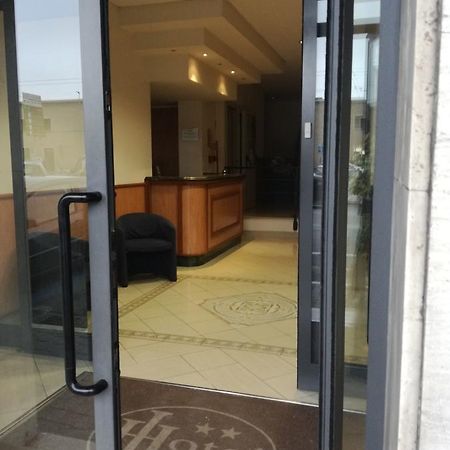 Albergo Italia Ancône Extérieur photo