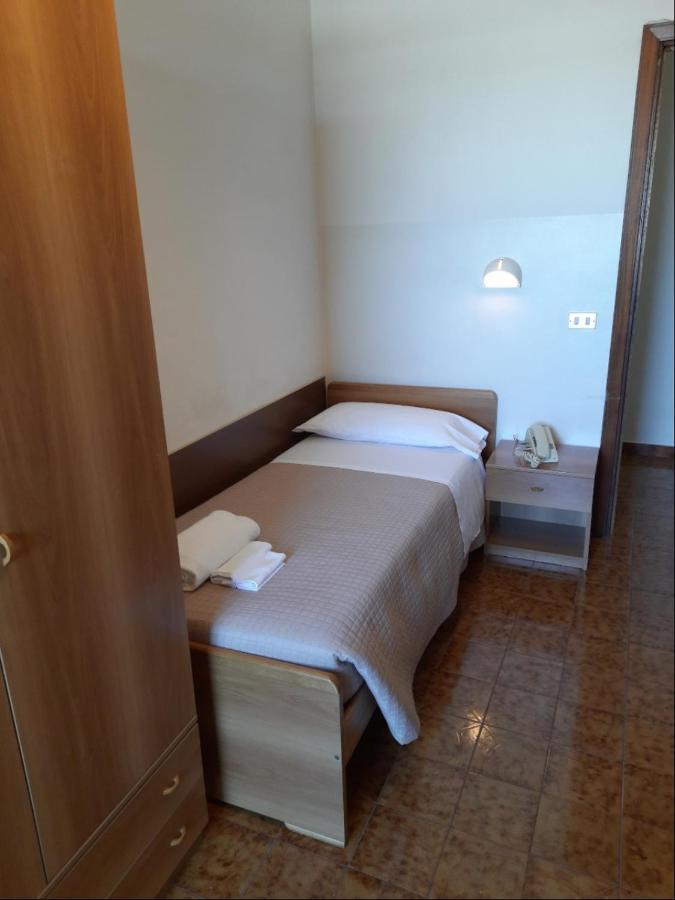 Albergo Italia Ancône Extérieur photo